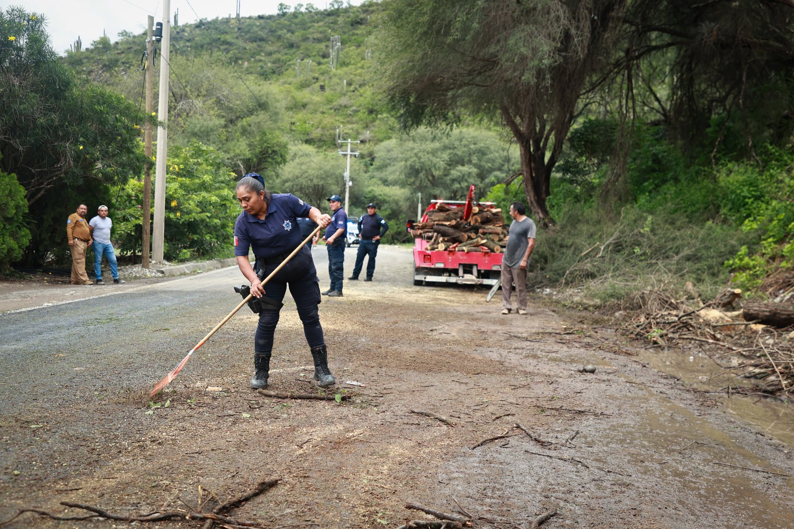 Hay 19 personas sin localizar tras las lluvias, ingreso a la Otomí-Tepehua es difícil